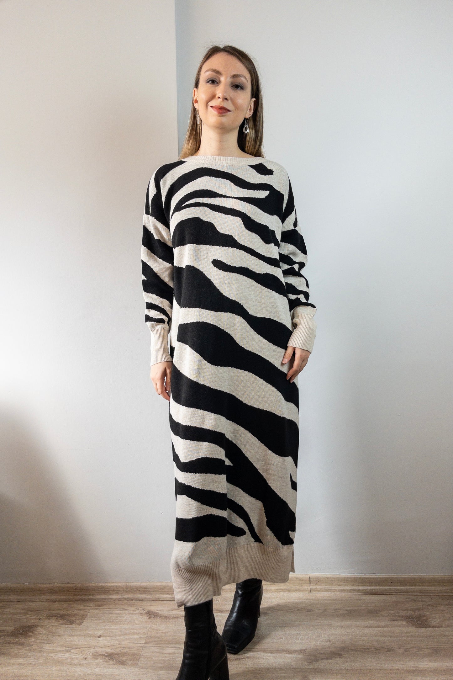 Triko Kumaş Zebra Bej Maksi Elbise