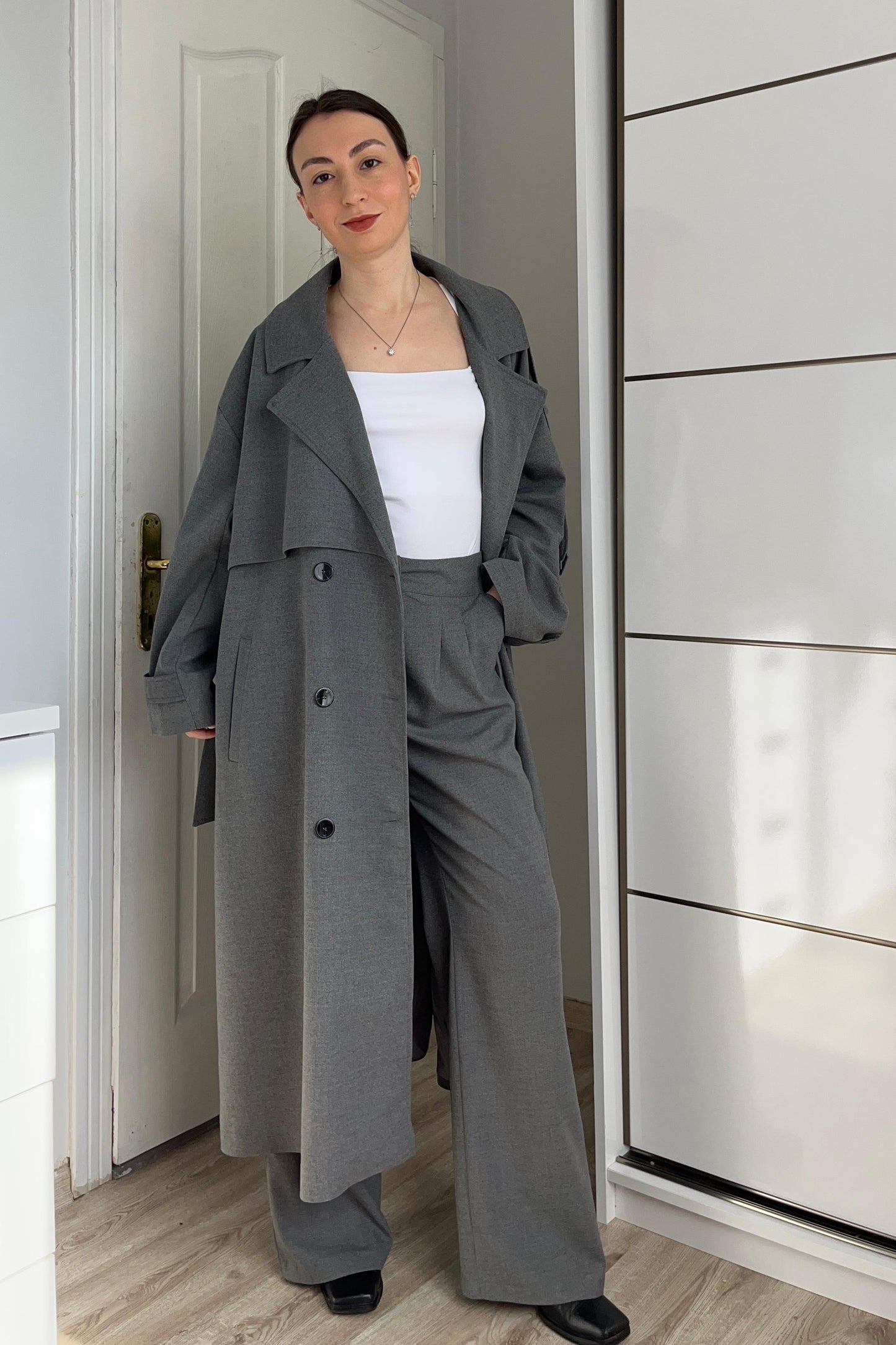 Minimalist Pamuklu Füme Trençkot